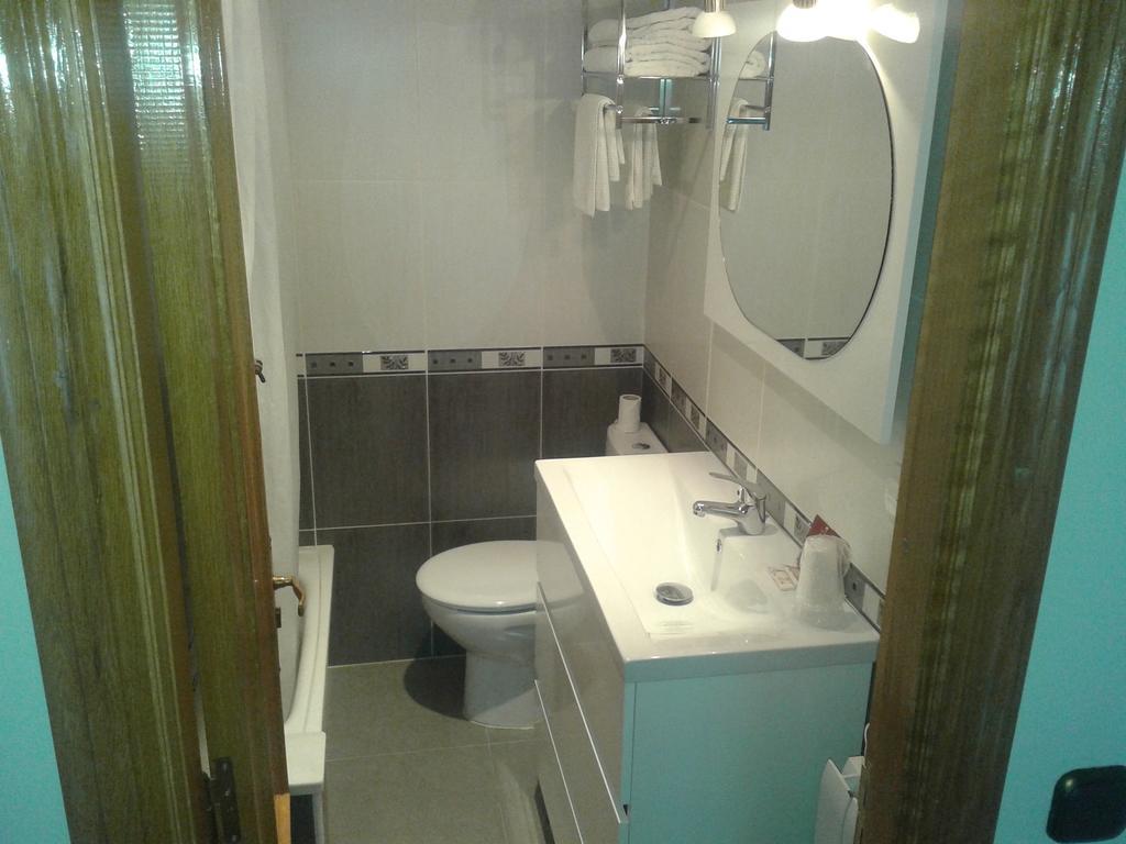 Hostal Les Bedules Осеха де Сахамбре Стая снимка