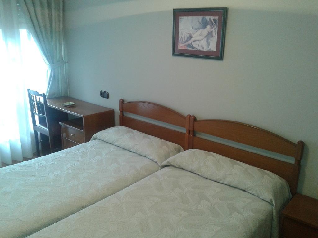 Hostal Les Bedules Осеха де Сахамбре Екстериор снимка