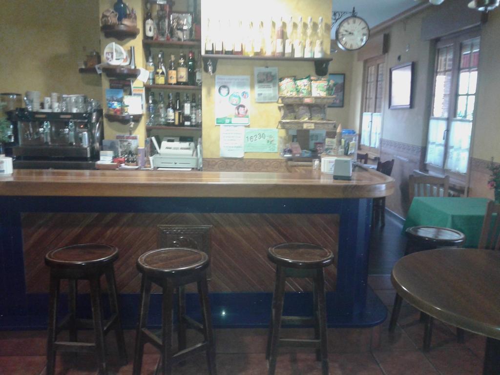 Hostal Les Bedules Осеха де Сахамбре Екстериор снимка